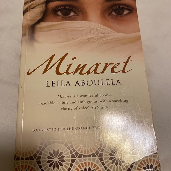 Novel/Book: Minaret - Picture 2 of 6